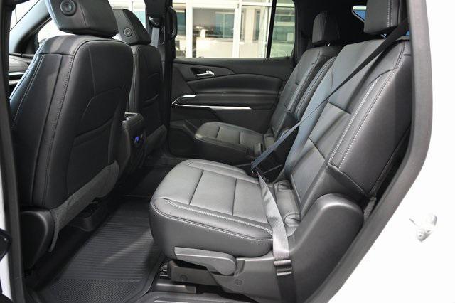 new 2025 Chevrolet Traverse car, priced at $46,560