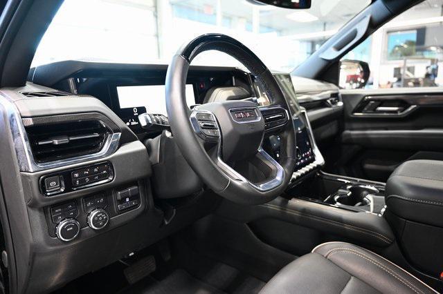 used 2025 GMC Yukon car, priced at $69,900