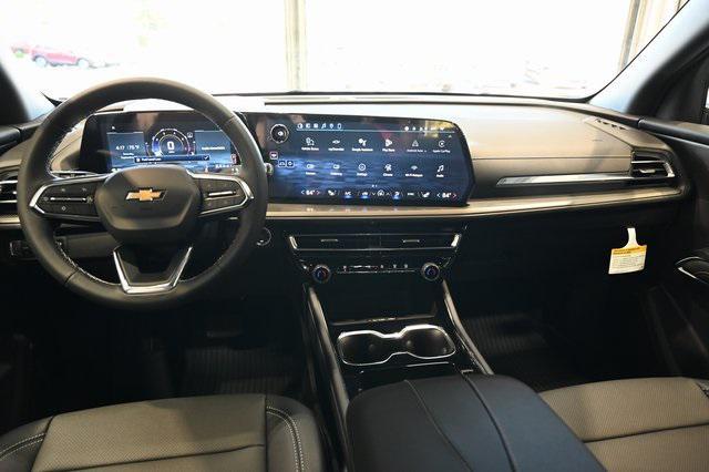 new 2026 Chevrolet Traverse car, priced at $42,995