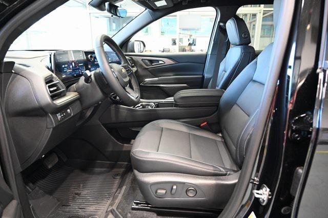 new 2026 Chevrolet Traverse car, priced at $42,995