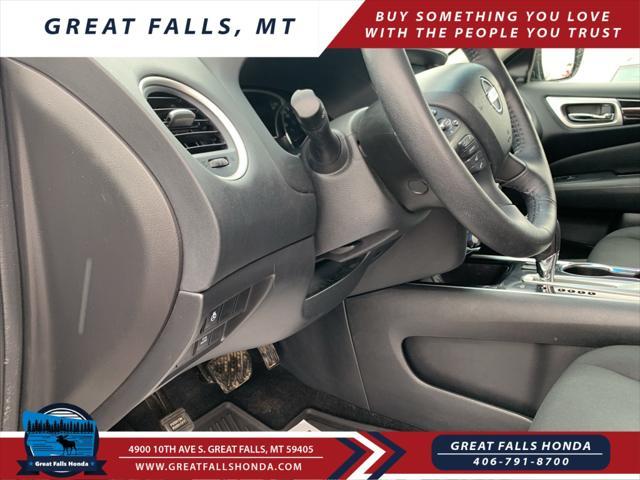used 2020 Nissan Pathfinder car, priced at $23,850