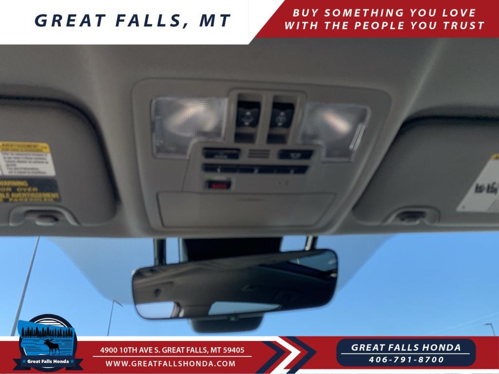 used 2018 Toyota Highlander Hybrid car, priced at $26,500