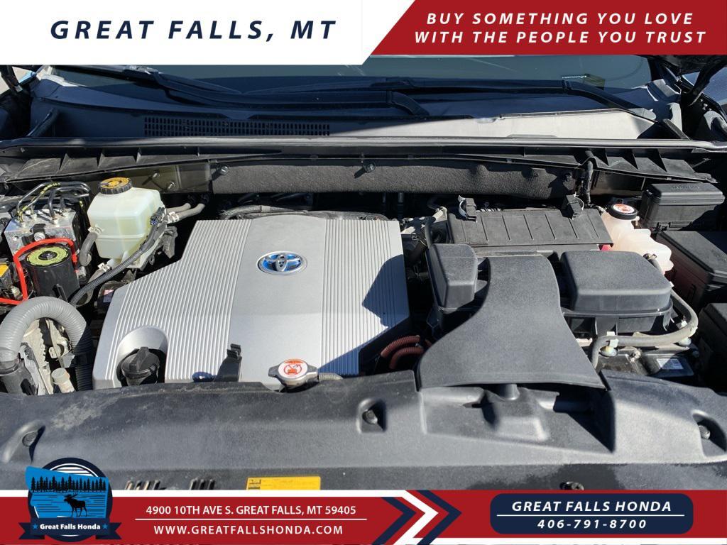 used 2018 Toyota Highlander Hybrid car, priced at $26,500