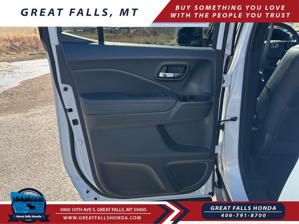 used 2025 Honda Ridgeline car, priced at $39,850