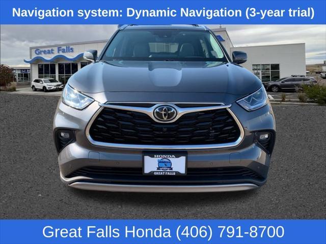 used 2022 Toyota Highlander car, priced at $43,659