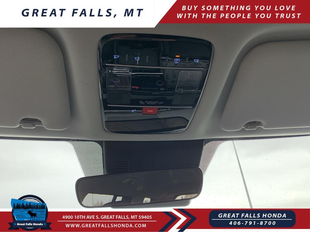 used 2025 Hyundai Santa Fe car, priced at $35,500