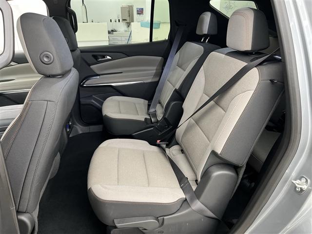 used 2025 Chevrolet Traverse car, priced at $41,189