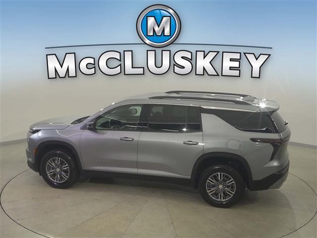 used 2025 Chevrolet Traverse car, priced at $41,189