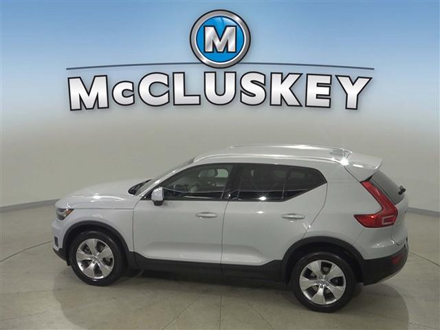 used 2020 Volvo XC40 car, priced at $26,989