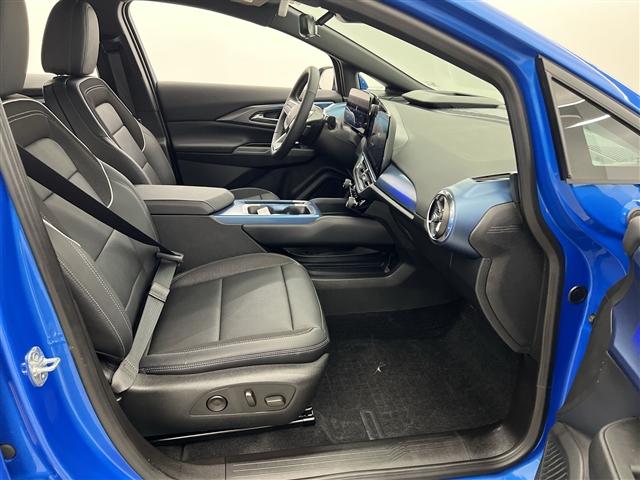 used 2025 Chevrolet Equinox EV car, priced at $39,989