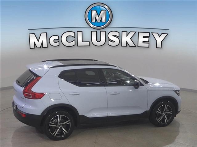 used 2024 Volvo XC40 car, priced at $28,989
