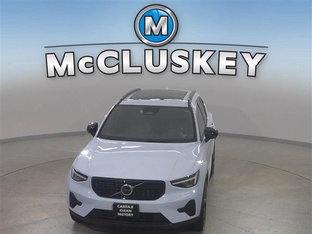 used 2024 Volvo XC40 car, priced at $28,989