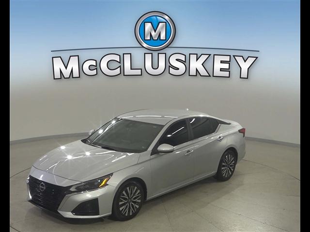 used 2023 Nissan Altima car, priced at $23,489
