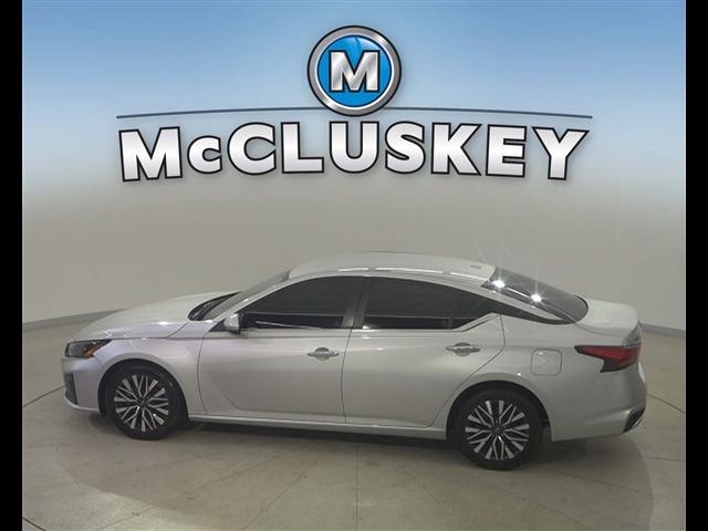 used 2023 Nissan Altima car, priced at $23,489