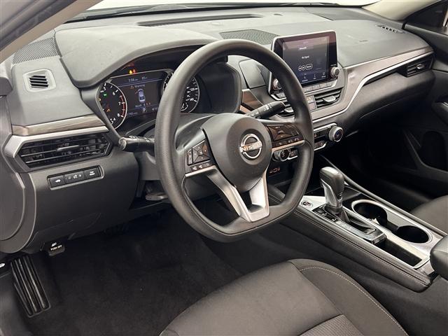 used 2023 Nissan Altima car, priced at $23,489