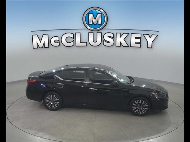 used 2023 Nissan Altima car, priced at $22,989