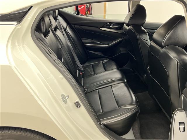 used 2023 Nissan Maxima car, priced at $30,489