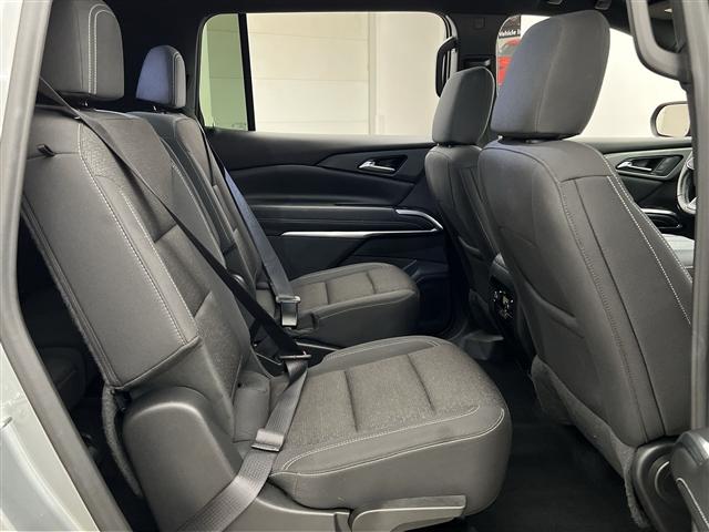used 2024 Chevrolet Traverse car, priced at $40,990