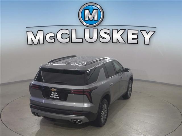 used 2024 Chevrolet Traverse car, priced at $40,990