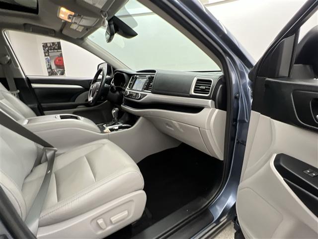 used 2017 Toyota Highlander car, priced at $20,989