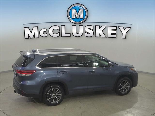 used 2017 Toyota Highlander car, priced at $20,989