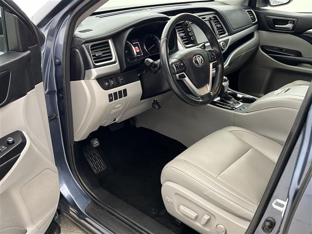 used 2017 Toyota Highlander car, priced at $20,989