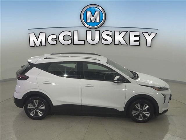 used 2022 Chevrolet Bolt EUV car, priced at $24,989