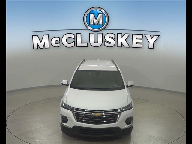 used 2023 Chevrolet Traverse car, priced at $29,989