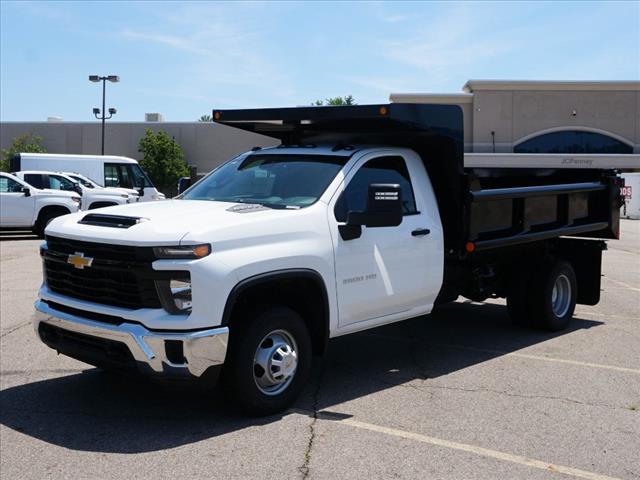 new 2025 Chevrolet Silverado 3500 car, priced at $47,193