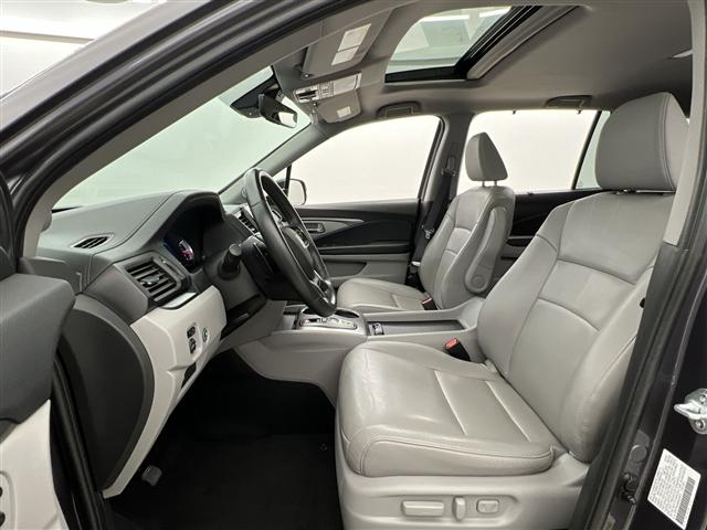 used 2022 Honda Pilot car, priced at $32,989
