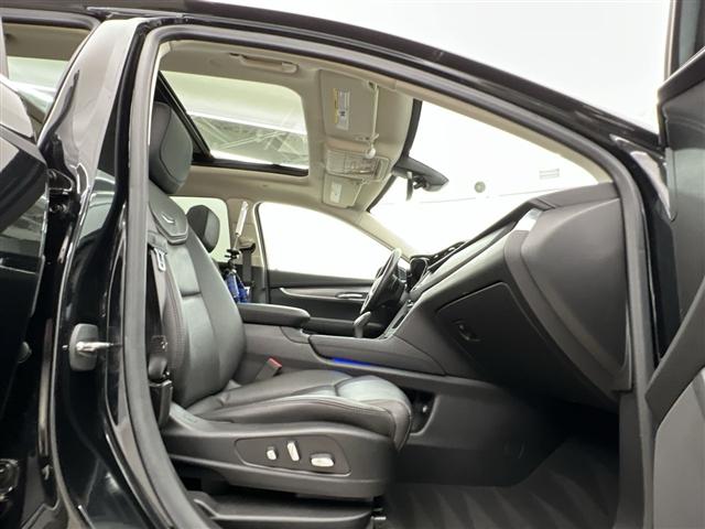 used 2019 Cadillac XT5 car, priced at $26,989
