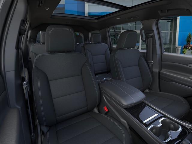 new 2025 Chevrolet Traverse car, priced at $50,230