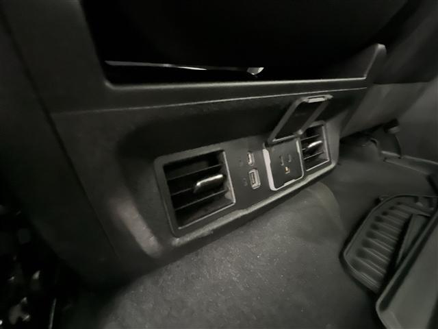 used 2022 Chevrolet Silverado 1500 car, priced at $40,989