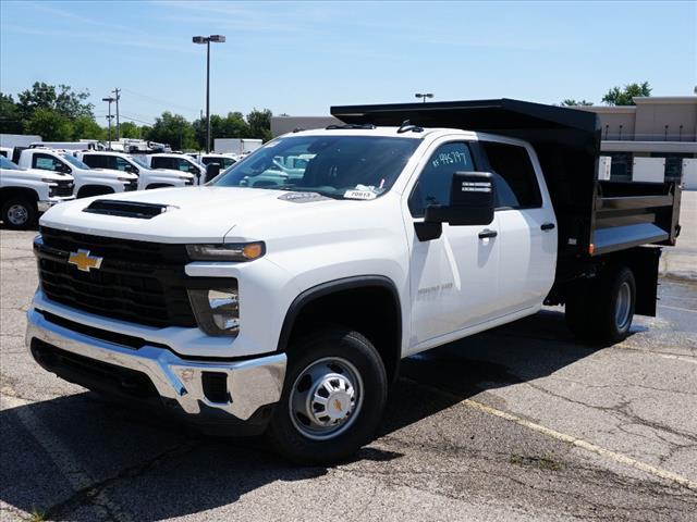 new 2024 Chevrolet Silverado 3500 car, priced at $54,663