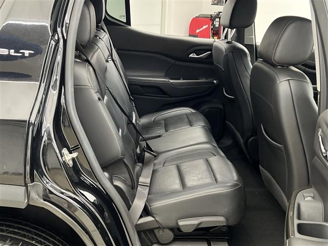 used 2023 GMC Acadia car, priced at $29,989