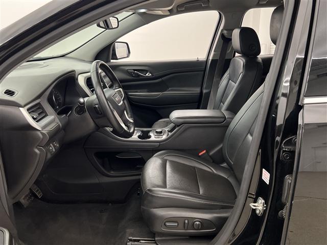 used 2023 GMC Acadia car, priced at $29,989