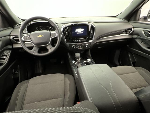 used 2023 Chevrolet Traverse car, priced at $33,989