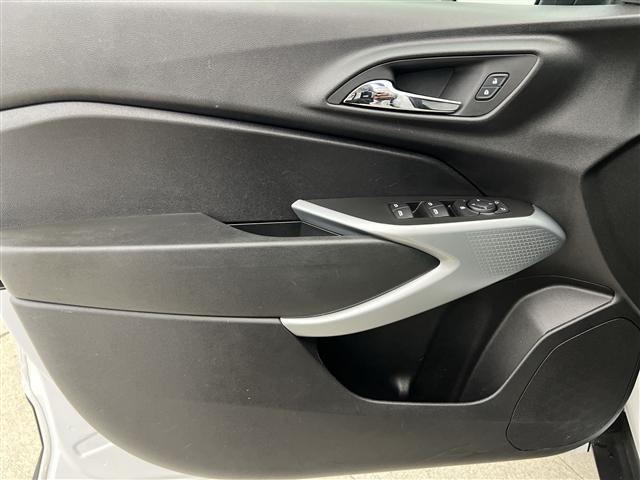 used 2025 Chevrolet Trax car, priced at $24,489