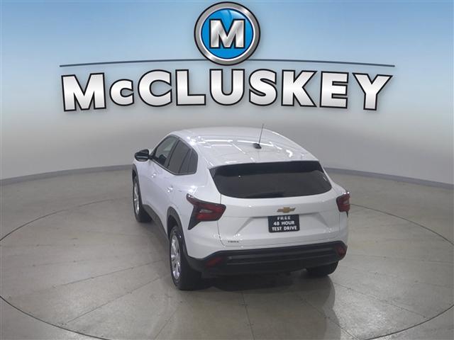 used 2025 Chevrolet Trax car, priced at $24,489