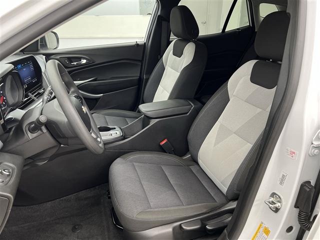used 2025 Chevrolet Trax car, priced at $24,489
