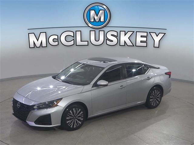 used 2023 Nissan Altima car, priced at $20,989