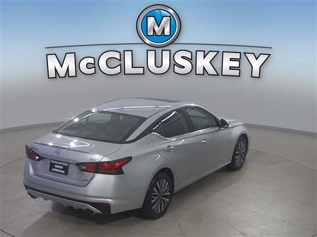 used 2023 Nissan Altima car, priced at $20,989