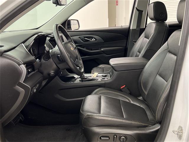 used 2021 Chevrolet Traverse car, priced at $33,989