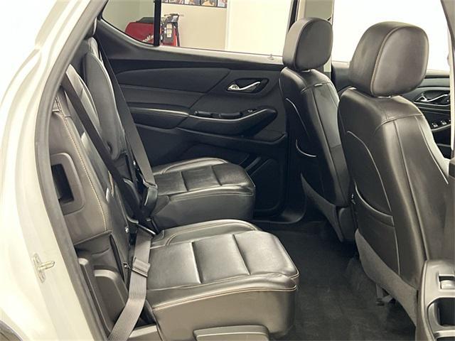 used 2021 Chevrolet Traverse car, priced at $33,989