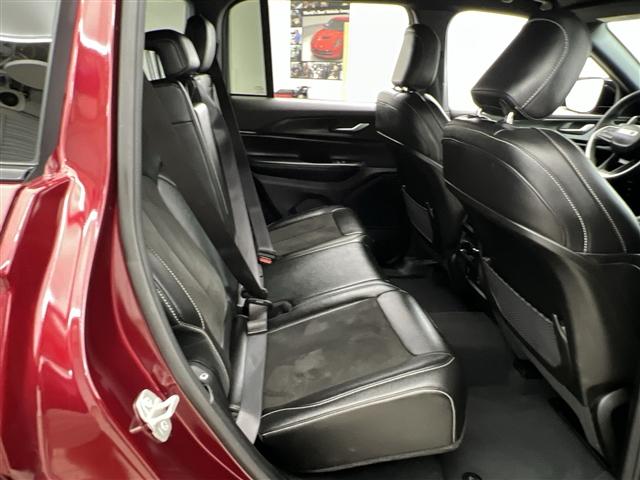 used 2023 Jeep Grand Cherokee car, priced at $33,989