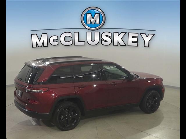 used 2023 Jeep Grand Cherokee car, priced at $33,989