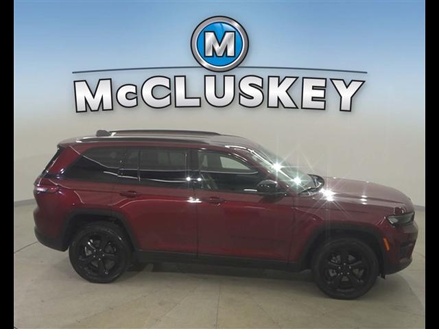 used 2023 Jeep Grand Cherokee car, priced at $33,989