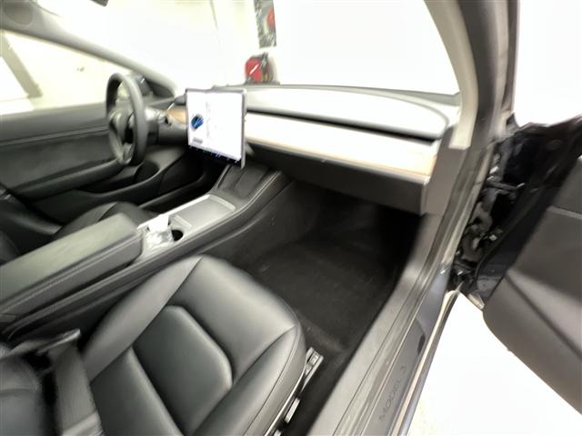 used 2021 Tesla Model 3 car, priced at $26,989