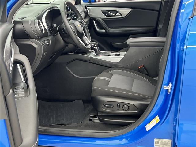 used 2024 Chevrolet Blazer car, priced at $30,989