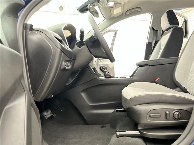 used 2022 Chevrolet Equinox car, priced at $24,489